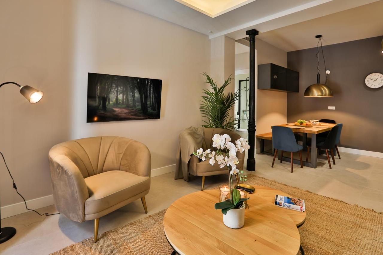 Gran Via. Salud. Puerta Del Sol. Callao. Apartament *